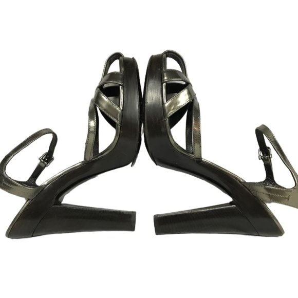 Burberry 40.5 heeled sandals - Picture 5 of 8
